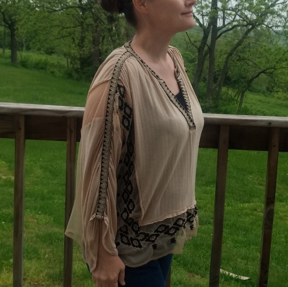 Free People Eden Embroidered Peasant Top Bohemian - Picture 4 of 8